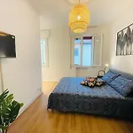 Ristrutturato Con 3 Da Letto, 2 Bagni E Terrazza Padova