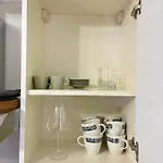 Ristrutturato Con 3 Da Letto, 2 Bagni E Terrazza *