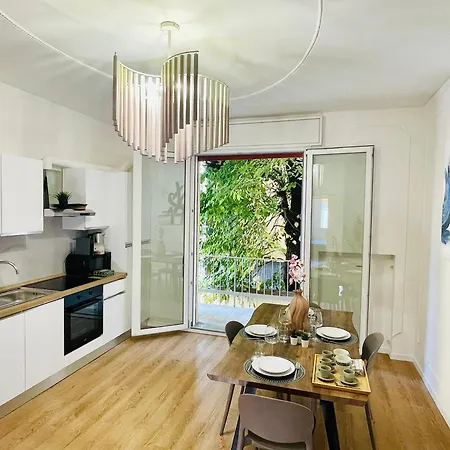 Quadrilocale Rinnovato 3 Camere- 2 Bagni E Terrazza Privata