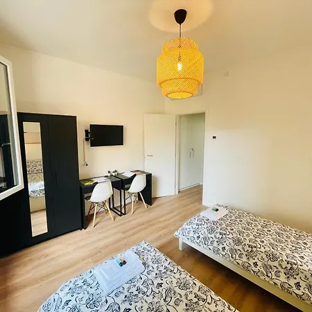 Ristrutturato Con 3 Da Letto, 2 Bagni E Terrazza Padova