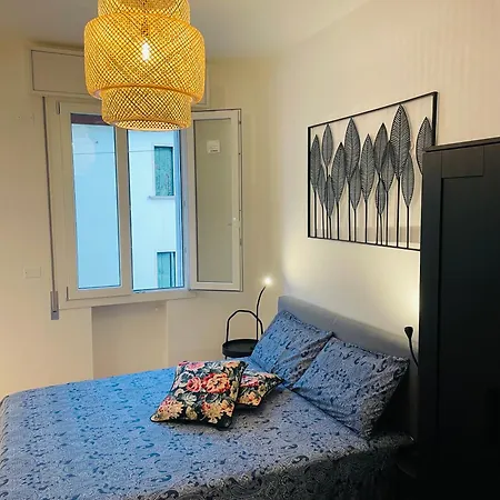 Ristrutturato Con 3 Da Letto, 2 Bagni E Terrazza Appartamento *
