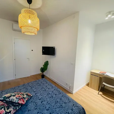 Ristrutturato Con 3 Da Letto, 2 Bagni E Terrazza * Padova