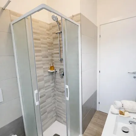Quadrilocale Rinnovato 3 Camere- 2 Bagni E Terrazza Privata Appartement Padua