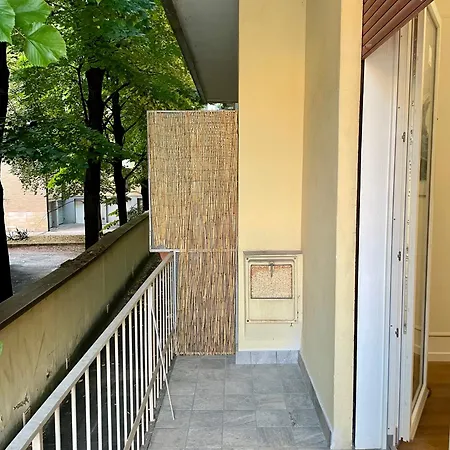 Ristrutturato Con 3 Da Letto, 2 Bagni E Terrazza Appartamento *