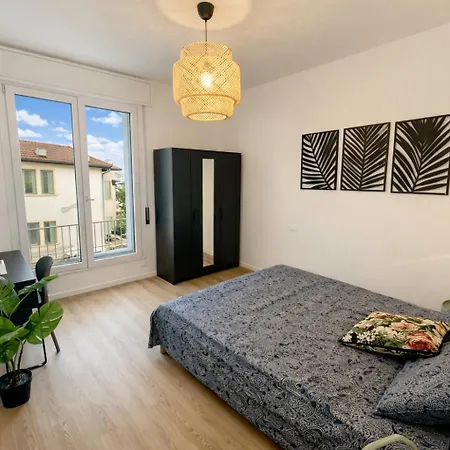 Lägenhet Ristrutturato Con 3 Da Letto, 2 Bagni E Terrazza