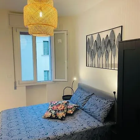 Appart Ristrutturato Con 3 Camere Da Letto, 2 Bagni E Terrazza Apartmán *