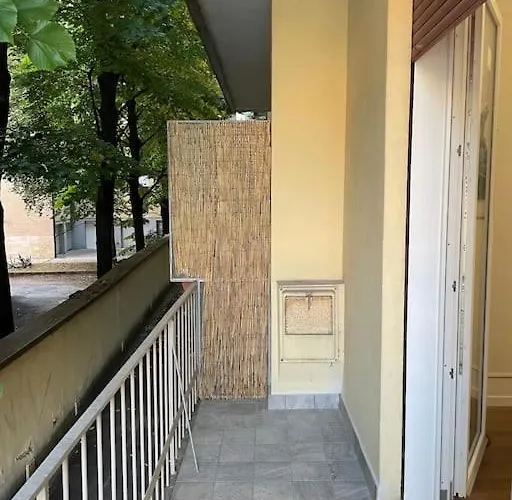 Ristrutturato Con 3 Da Letto, 2 Bagni E Terrazza