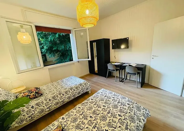 Ristrutturato Con 3 Da Letto, 2 Bagni E Terrazza Apartamento *