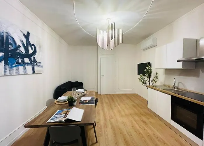Apartman Ristrutturato Con 3 Da Letto, 2 Bagni E Terrazza *