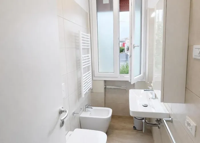 Ristrutturato Con 3 Da Letto, 2 Bagni E Terrazza